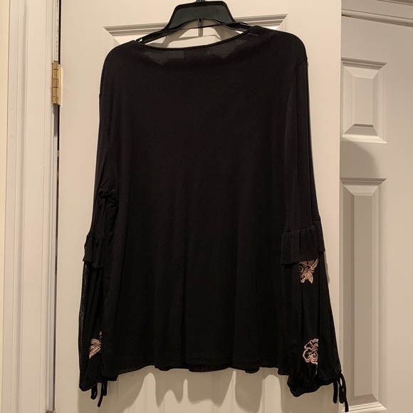 Style&co Rose Blouse - Picture 2 of 5